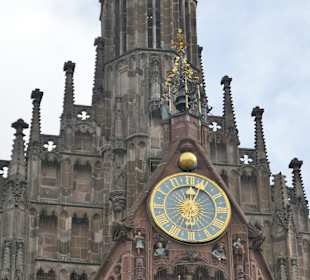 Die Frauenkirche am Nürnberger Hauptmarkt