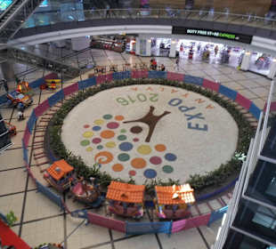 Expo Reklame im Flughafen