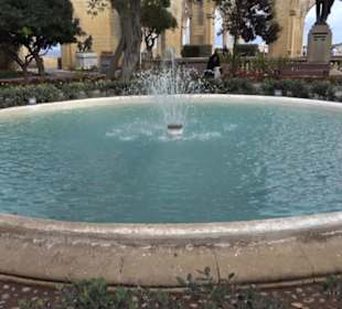 Upper Barrakka Gardens