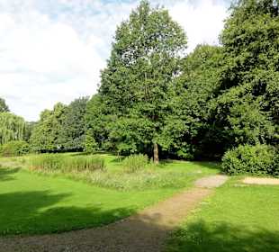 Spaziergang durch den Stadtpark