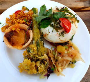 Jil Rooftop Drink&Dine