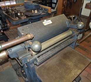 Ausstellung in der Remise der Windmühle Varel