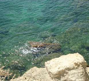 Wasser vor der Bucht