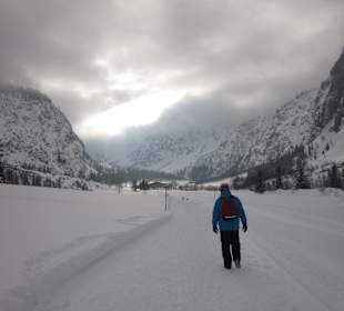 Wanderweg kurz vor Gramai