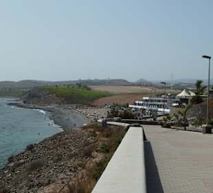Promenade zur rechten Seite runter