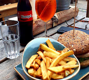 "Hans im Glück" im Mediapark