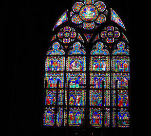 Витражи Нотр-Дама