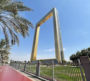 The Dubai Frame