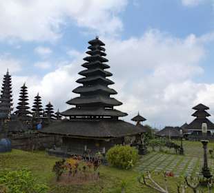 Pura Besahkih
