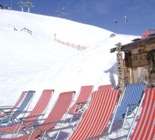 Sonnenskilauf mit Leoganger Steinberge