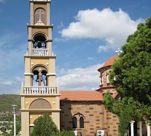 Lardos - Kirche