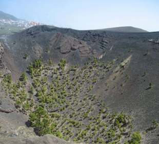 Blick vom Kraterrand des Vulkans San Antnio