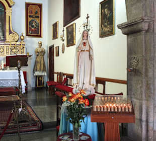 Statue der Nuestra Senora de la Paz
