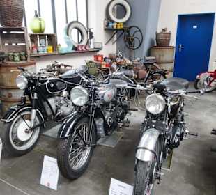 Rundgang durch die Ausstellung