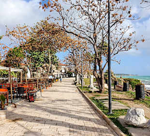 Strandpromenade Side