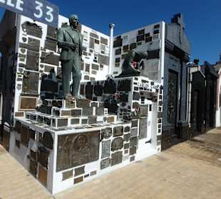 Grabmal des Carlos Gardel