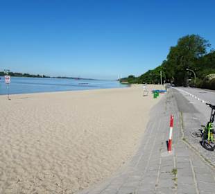Blick über den Strand von Blankenese