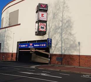 Einfahrt Parkgarage am Westwall