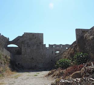 Rhodos - opevnění s příkopem