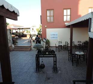 Rhodos - Hodinová věž - tavernička