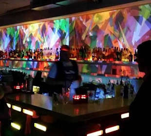 Sky-Lounge Bar