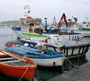 Fischerboote in der Marina Grande