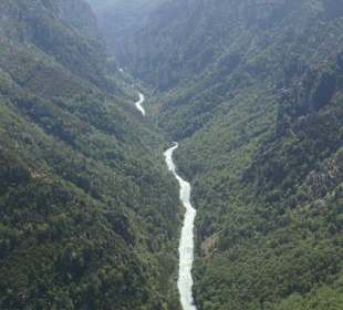 Blick durchs Tal der Verdonschlucht