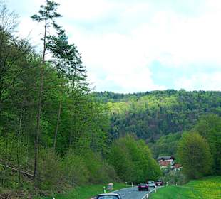 Entlang der romantischen Burgenstraße Fränkischen Schweiz