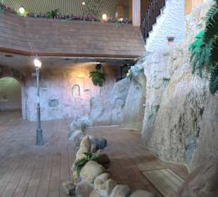 Grotte im 2.Bereich