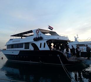 Das Schiff Blue Shadow