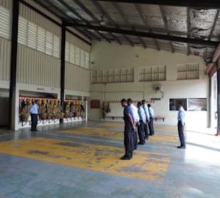 Schichtwechsel wie beim Militär/Wachablösung