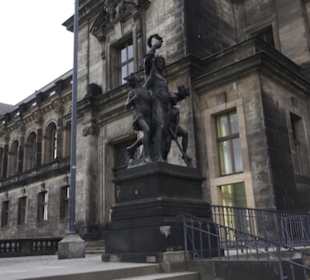 Rund um die Frauenkirche