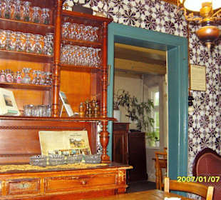 Die denkmalgeschützte Kachelstube!