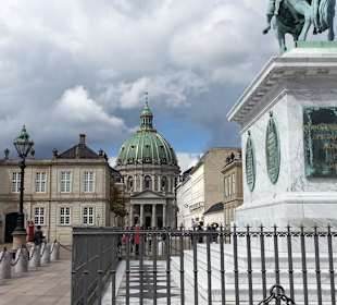 Vor der Amalienborg