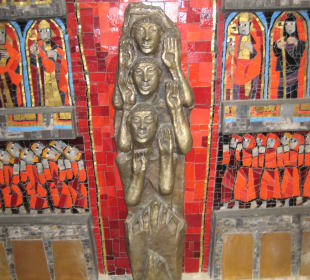 In einem Gang ab dem Domkreuzgang