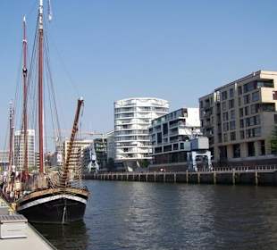 Traditionsschiffhafen von Hamburg