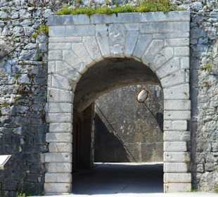 Ágios Nikólas Gate