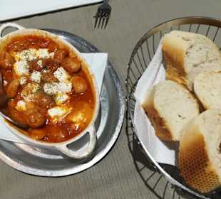 Riesenbohnen mit Schaafskäse