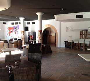 Innenbereich mit Rundbogen