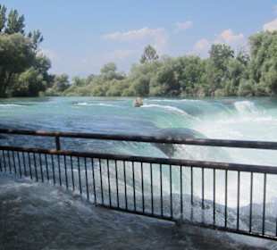 Wasserfall, Terrassen unter Wasser