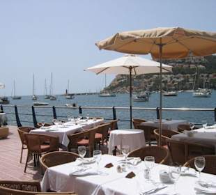 Restaurant mit Booten