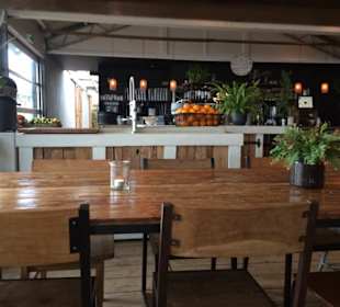 Großzügige Einrichtung