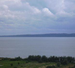 Blick vom Leuchtturm über Haff nach Tolkemit