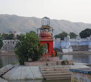 Pushkar See