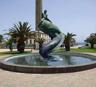 Brunnen vor dem Leuchtturm