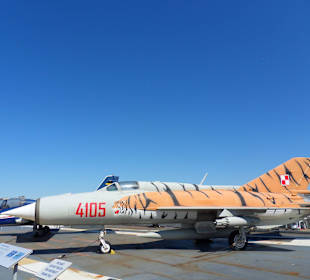 Eksponaty na pokładzie głównym