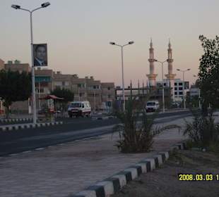Minarette in Safaga an der Hauptstrasse