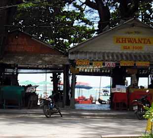 Blick vom Ausgang des Indigo Hotels