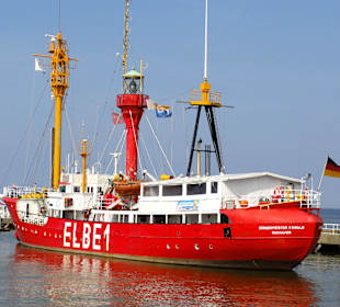 Feuerschiff im Hafen von Cuxhaven