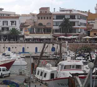 Hafen von Cala Ratjada